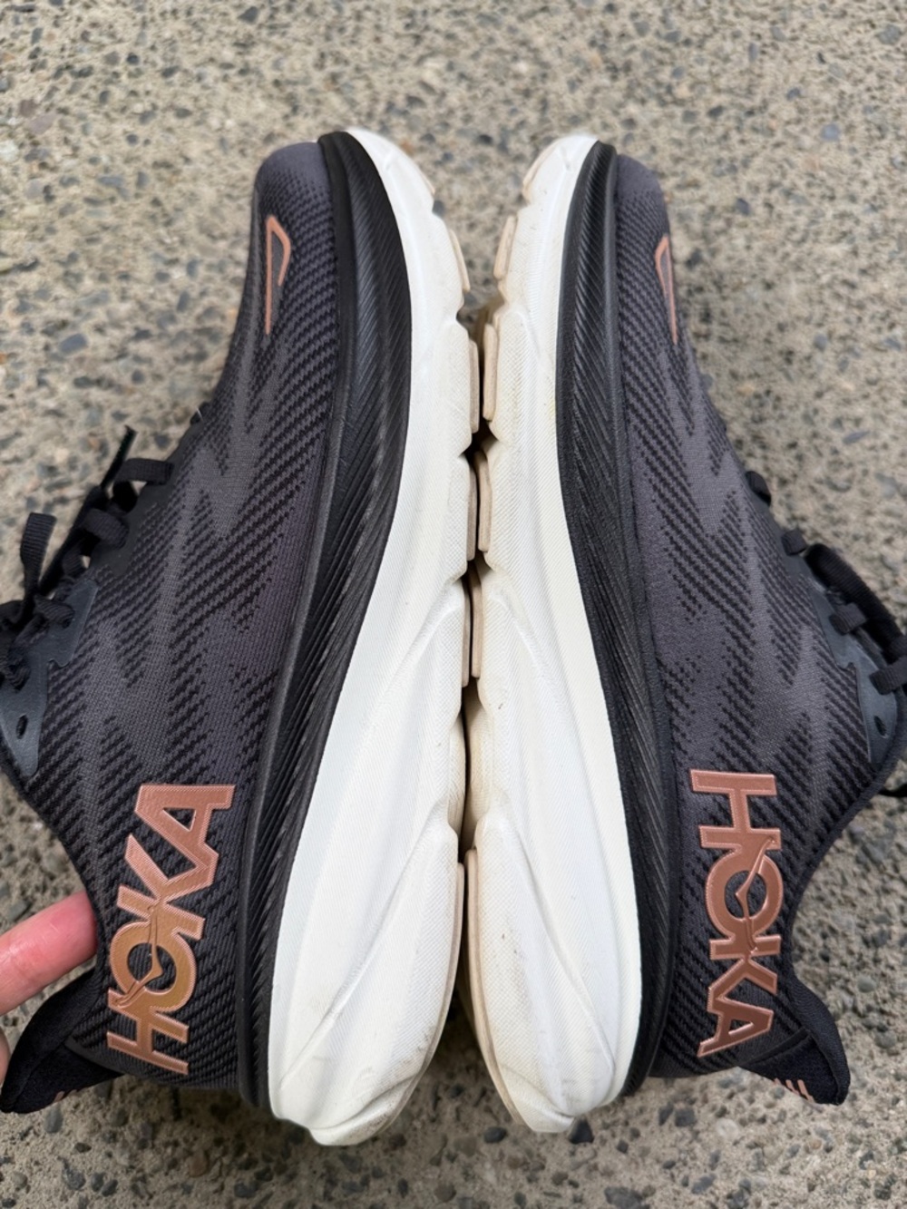 Hoka Clifton 9 Women's Running Shoes - Size 8.5D - Picture 2 of 14